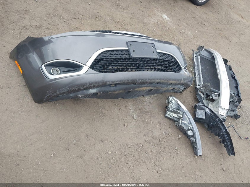 2018 Chrysler Pacifica Touring L Plus VIN: 2C4RC1EGXJR104075 Lot: 43573534