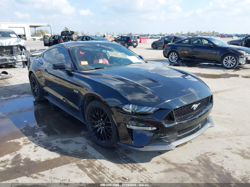 FORD MUSTANG GT PREMIUM