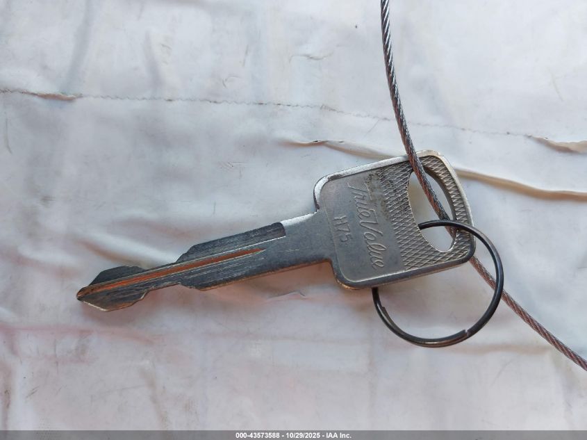 2010 Ford E-350 Cutaway VIN: 1FDWE3FL3ADA12258 Lot: 43573588