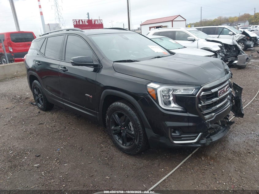 GMC TERRAIN AWD AT4