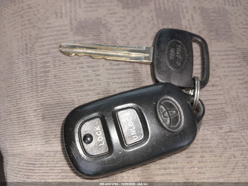 2001 Toyota Sienna Le VIN: 4T3ZF13CX1U372069 Lot: 43573762