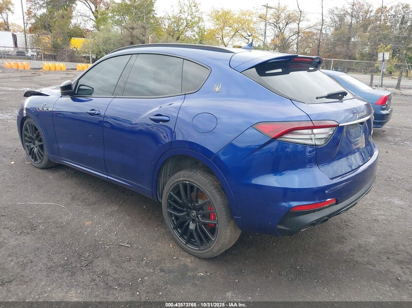 2022 Maserati Levante Gt ZN661XUAXNX383106 photo #4