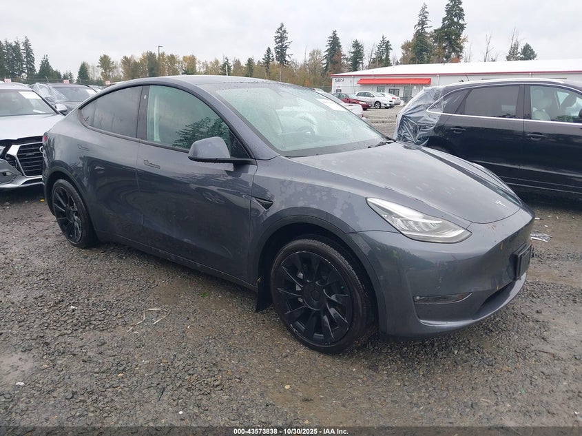TESLA MODEL Y LONG RANGE DUAL MOTOR ALL-WHEEL DRIVE