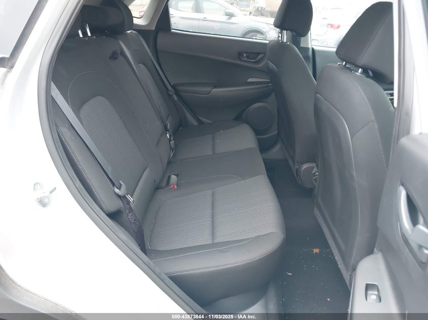 2023 HYUNDAI KONA SEL KM8K6CAB6PU036749