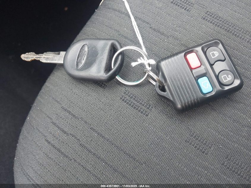 2009 Ford Focus Se VIN: 1FAHP35N99W153965 Lot: 43573901