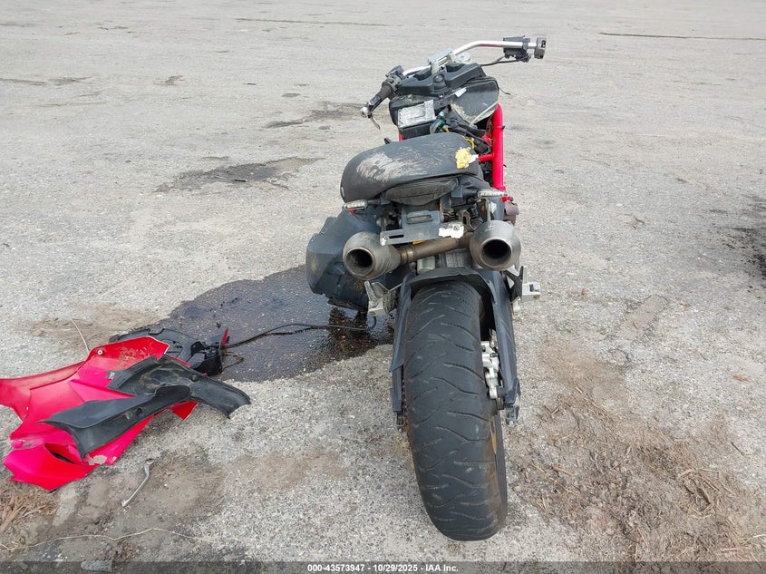 2010 Ducati Monster 696 VIN: ZDM1RADN6AB026697 Lot: 43573947