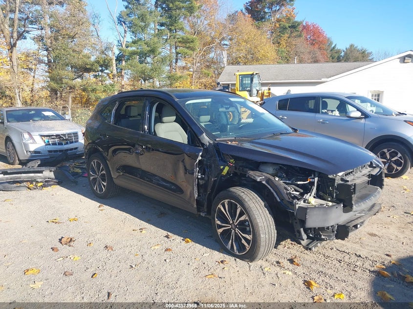2021 FORD ESCAPE SE - 1FMCU9G66MUA13054