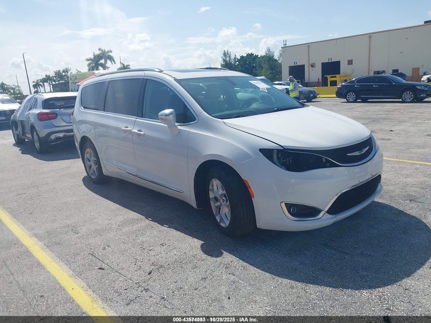 2020 Chrysler Pacifica Limited white van flexible 2C4RC1GG9LR289428 photo #1