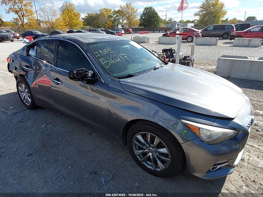 INFINITI Q50 PREMIUM