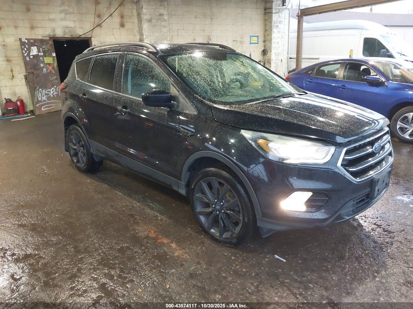 FORD ESCAPE SE
