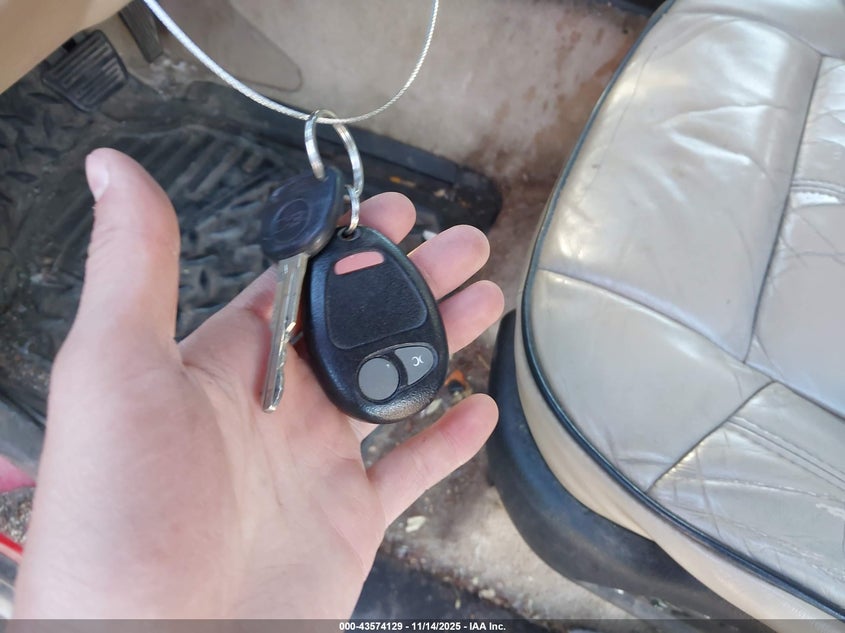 2007 Hummer H3 Suv VIN: 5GTDN13E378112232 Lot: 43574129