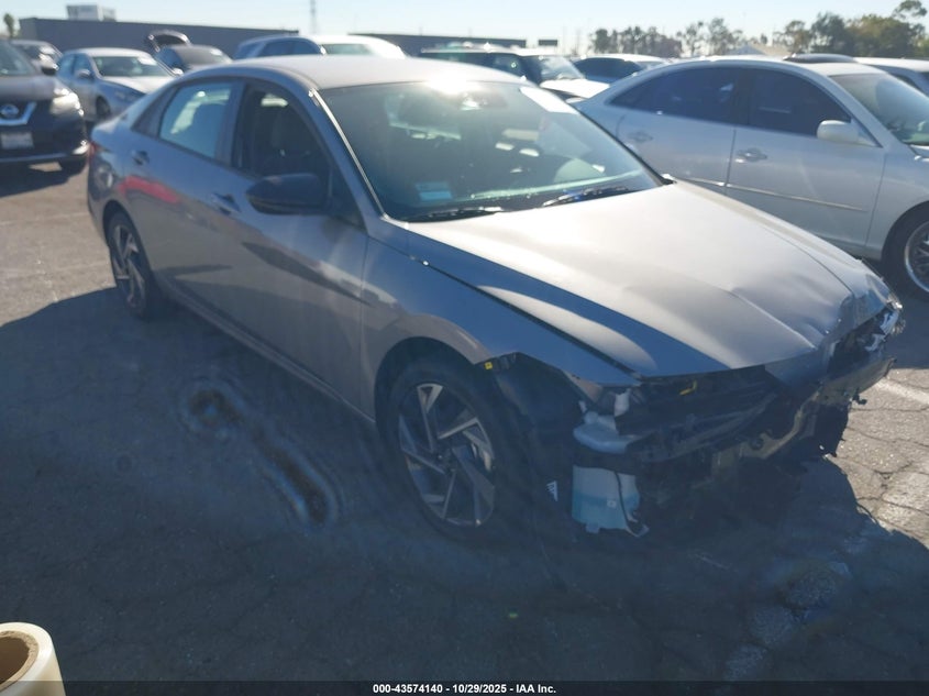 HYUNDAI ELANTRA SEL SPORT