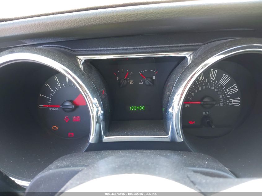 2005 Ford Mustang Gt VIN: 1ZVFT85HX55198205 Lot: 43574195