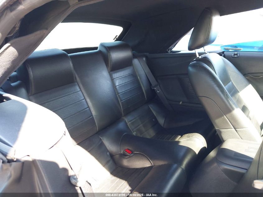 2005 Ford Mustang Gt VIN: 1ZVFT85HX55198205 Lot: 43574195