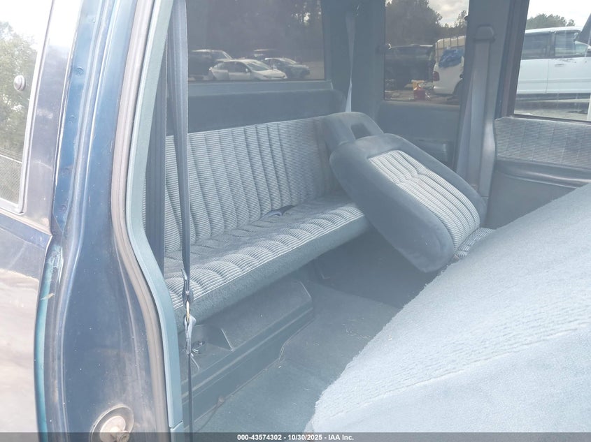 1993 Chevrolet Gmt-400 C1500 VIN: 2GCEC19K3P1239306 Lot: 43574302