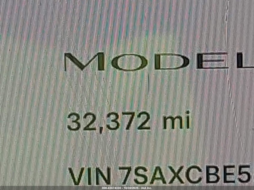 2022 Tesla Model X Dual Motor All-Wheel Drive VIN: 7SAXCBE58NF343818 Lot: 43574330