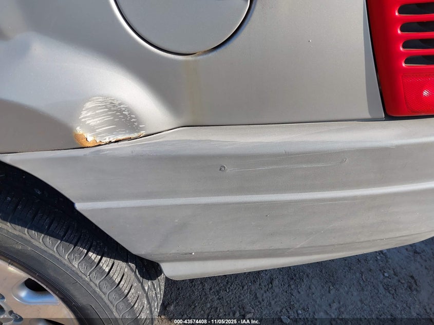 2001 Jeep Grand Cherokee Laredo VIN: 1J4GW48S81C721428 Lot: 43574408