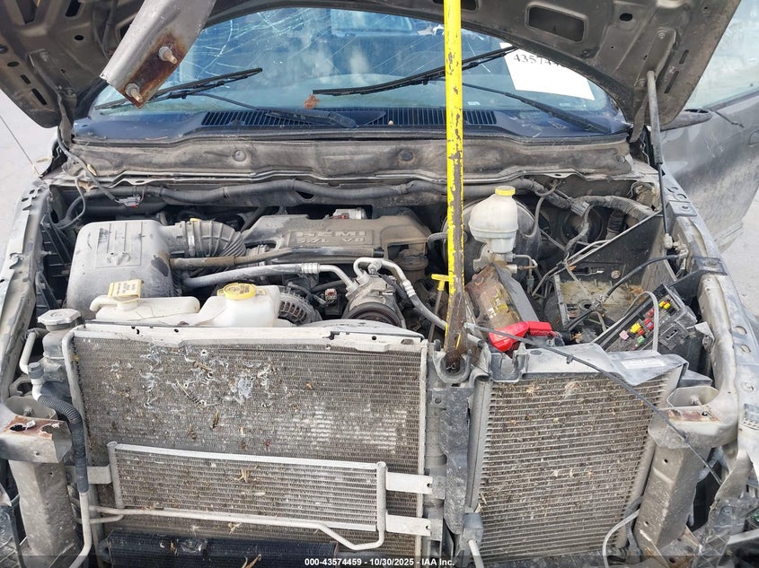 2007 Dodge Ram 1500 Slt/Trx4 Off Road/Sport VIN: 1D7HU18207S180748 Lot: 43574459