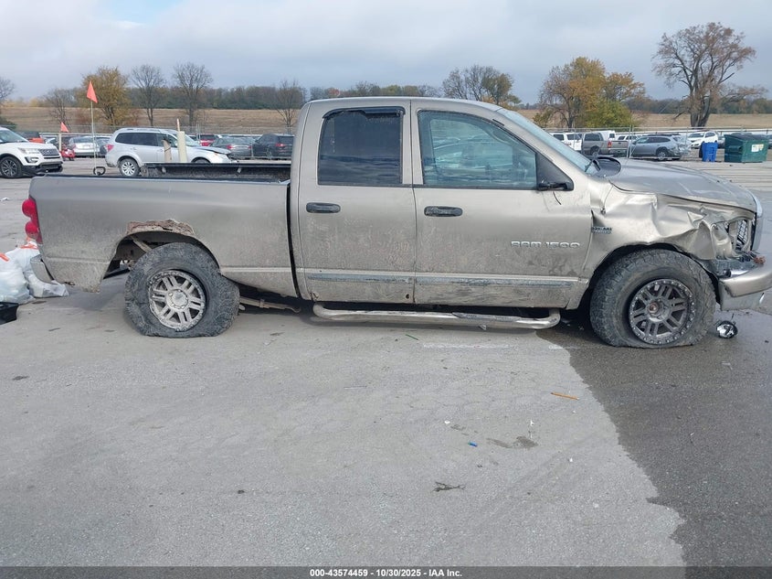 2007 Dodge Ram 1500 Slt/Trx4 Off Road/Sport VIN: 1D7HU18207S180748 Lot: 43574459
