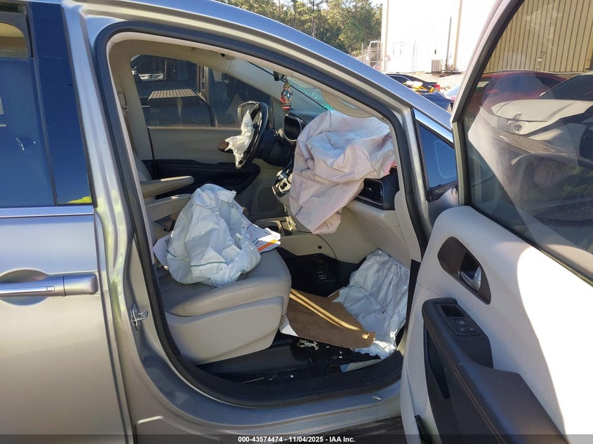 2017 CHRYSLER PACIFICA TOURING-L - 2C4RC1BG6HR564655