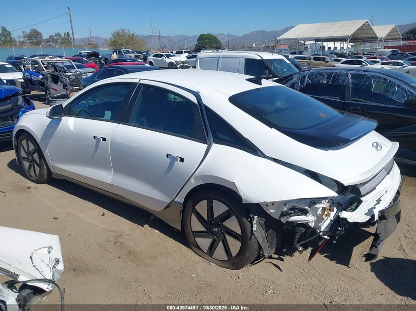 2023 Hyundai Ioniq 6 Se VIN: KMHM24AA2PA020857 Lot: 43574491