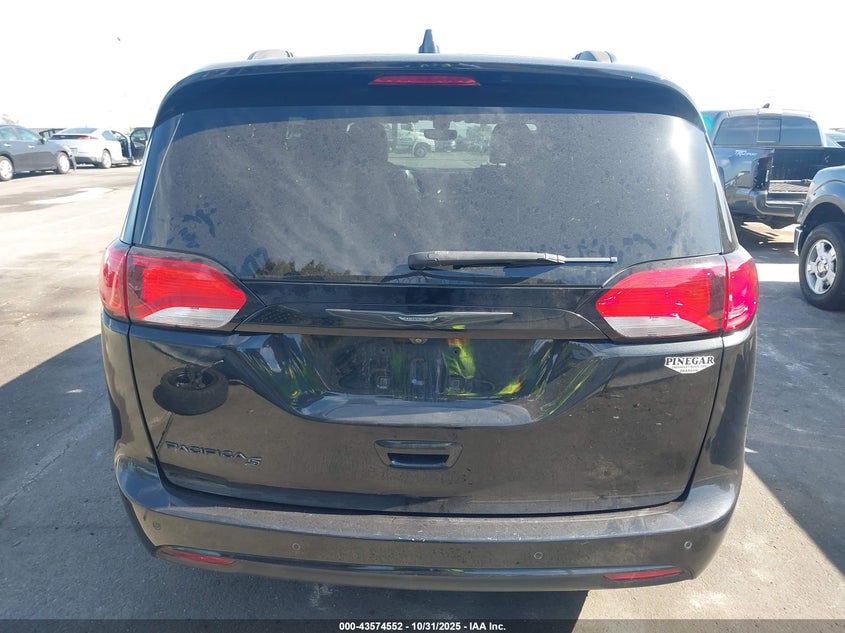 2018 Chrysler Pacifica Touring L Plus VIN: 2C4RC1EG6JR204352 Lot: 43574552