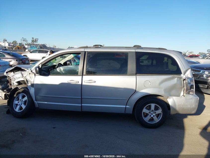 2010 Dodge Grand Caravan Se VIN: 2D4RN4DEXAR237711 Lot: 43574562
