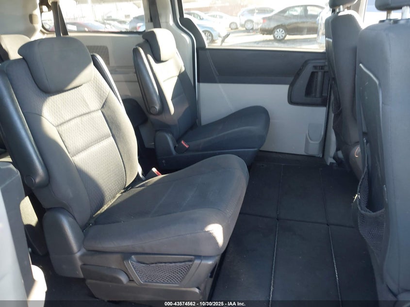 2010 Dodge Grand Caravan Se VIN: 2D4RN4DEXAR237711 Lot: 43574562