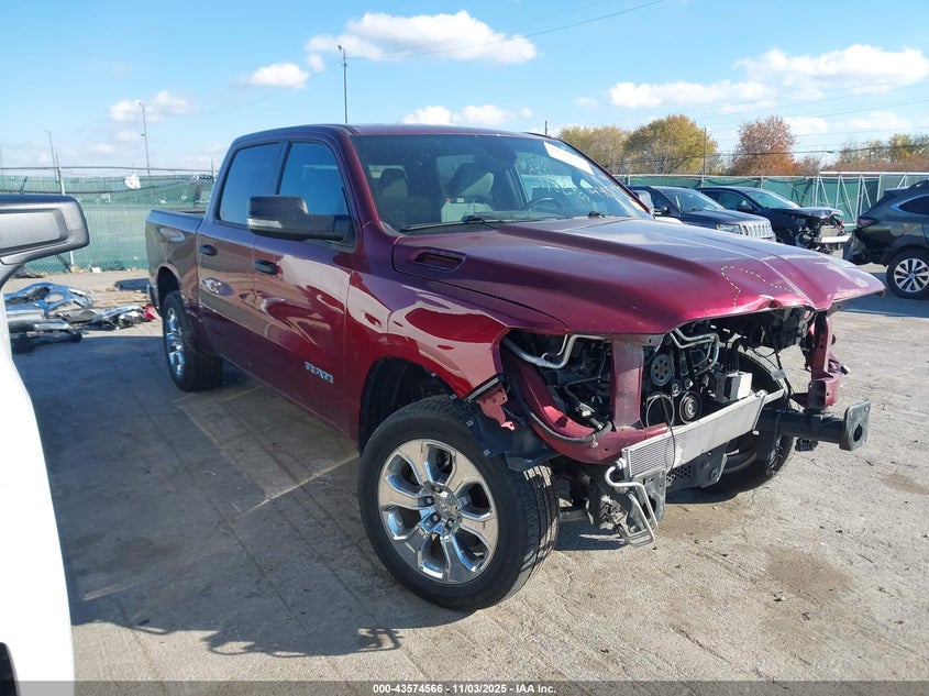 RAM 1500 BIG HORN 4X4 5 7 BOX