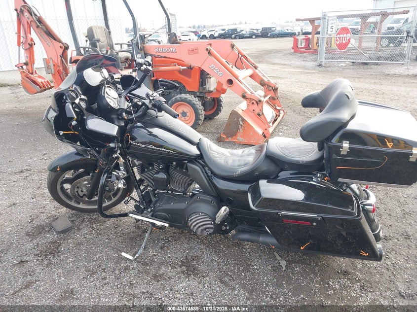 2012 Harley-Davidson Fltrx Road Glide Custom VIN: 1HD1KHM18CB648984 Lot: 43574589