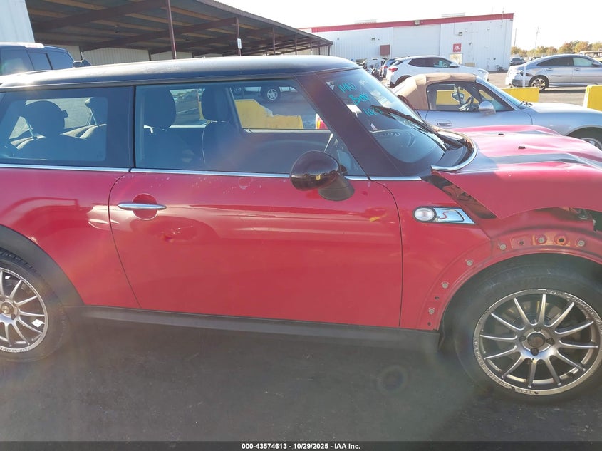 2007 Mini Cooper S VIN: WMWMF73527TL85115 Lot: 43574613