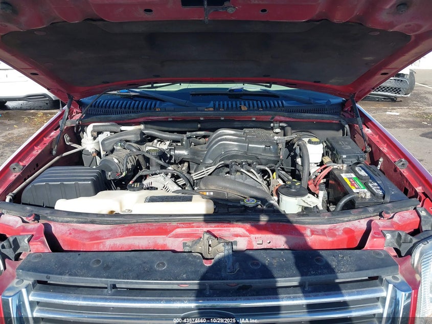 2007 Ford Explorer Xlt VIN: 1FMEU63E47UB46677 Lot: 43574660