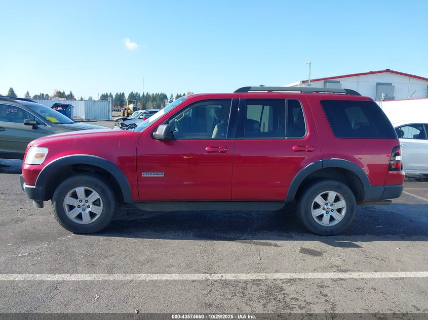 2007 Ford Explorer Xlt VIN: 1FMEU63E47UB46677 Lot: 43574660
