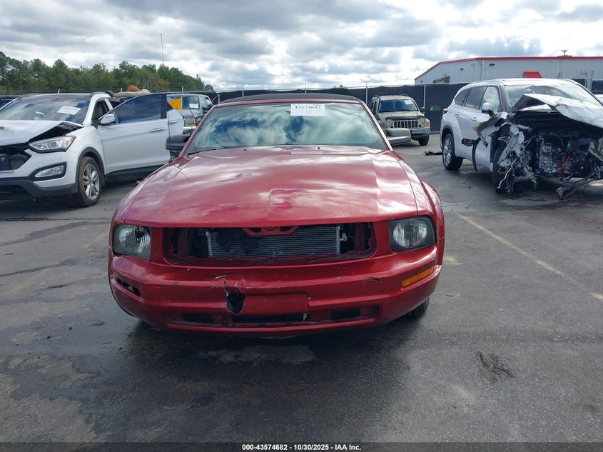 2007 Ford Mustang V6 Deluxe/V6 Premium VIN: 1ZVFT84N775201040 Lot: 43574682