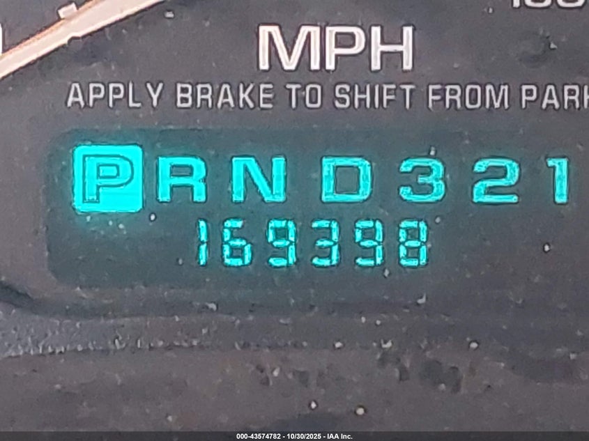 2002 Chevrolet Avalanche 1500 VIN: 3GNEK13T12G213752 Lot: 43574782