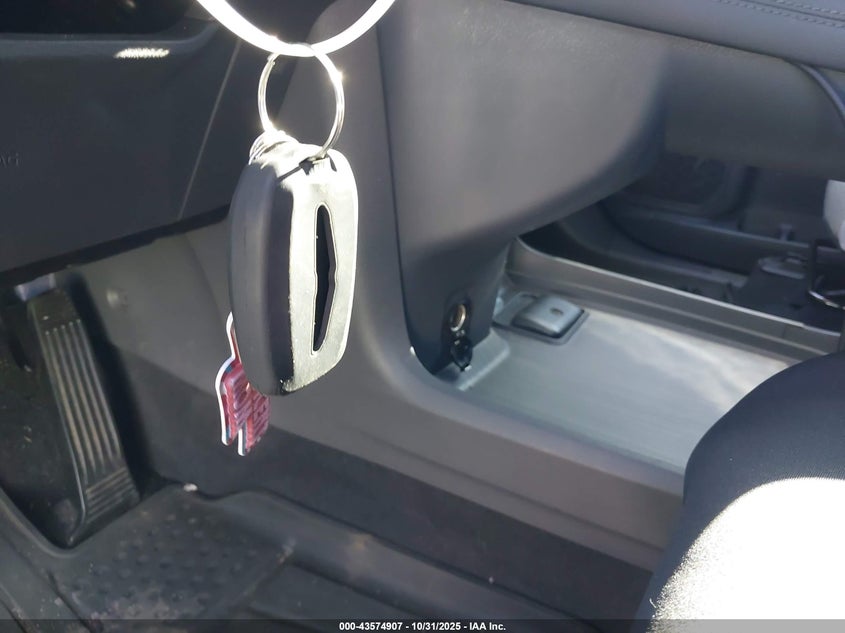 2022 Toyota Sienna Le VIN: 5TDKRKEC0NS082233 Lot: 43574907