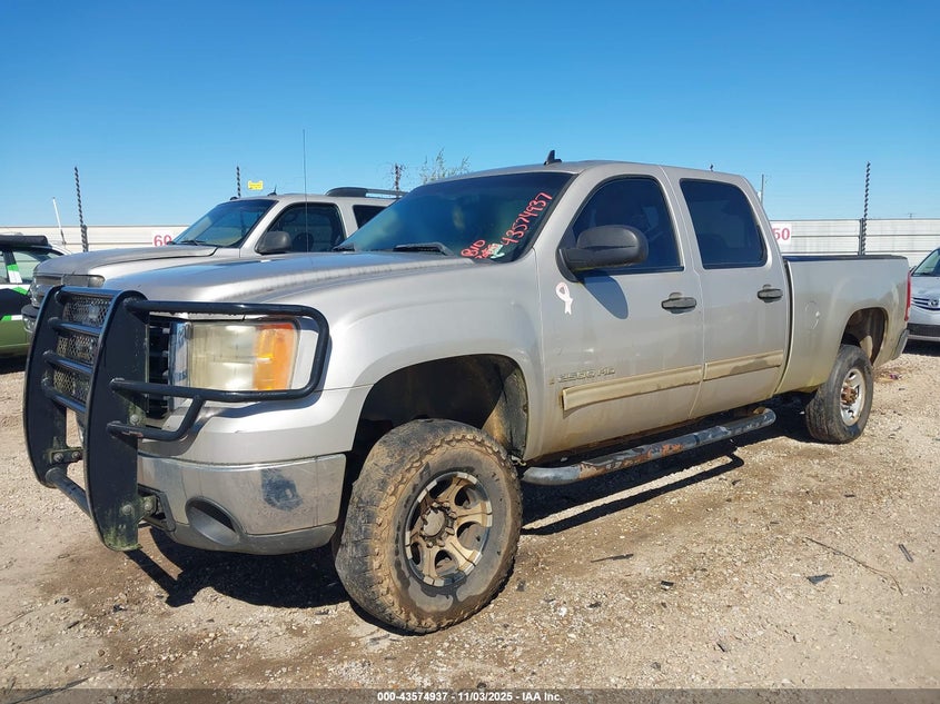 1GTHK23K98F124542 2008 GMC SIERRA photo no. 2