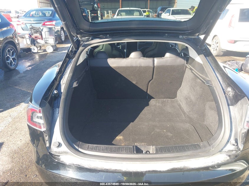 2013 Tesla Model S Performance VIN: 5YJSA1CP9DFP06248 Lot: 43574945
