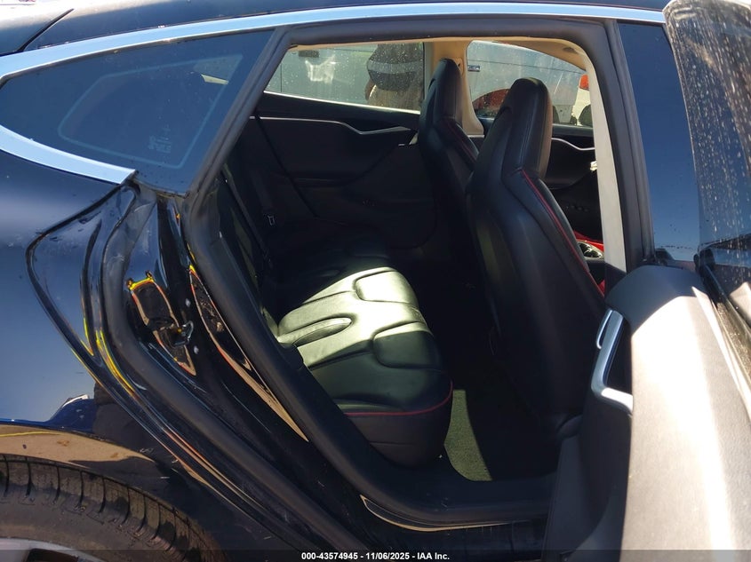 2013 Tesla Model S Performance VIN: 5YJSA1CP9DFP06248 Lot: 43574945