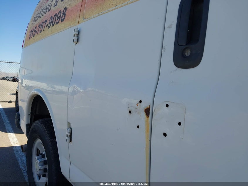 2013 Chevrolet Express 2500 Work Van VIN: 1GCWGFFA0D1114704 Lot: 43574992