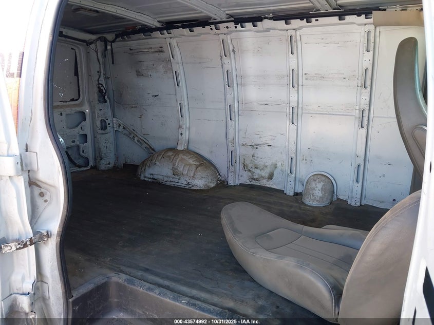 2013 Chevrolet Express 2500 Work Van VIN: 1GCWGFFA0D1114704 Lot: 43574992