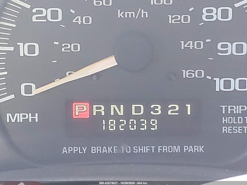 2002 Chevrolet Express VIN: 1GCFG15M721117904 Lot: 43575027