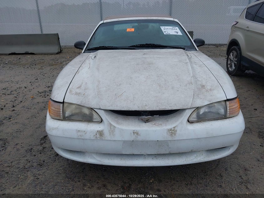 1998 Ford Mustang Gt VIN: 1FAFP45XXWF189285 Lot: 43575044