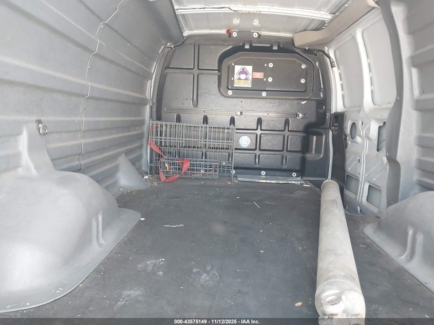 2017 Chevrolet Express 2500 Work Van VIN: 1GCWGAF19H1322220 Lot: 43575149