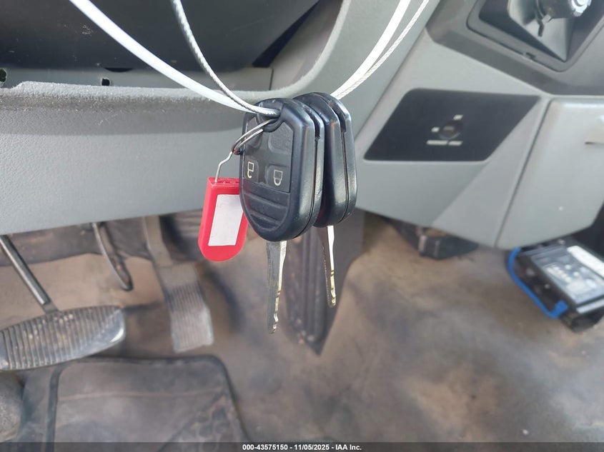 2015 Ford F-450 Chassis Xl VIN: 1FDUF4GY8FED43584 Lot: 43575150