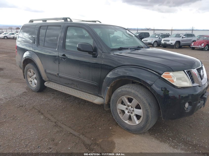 NISSAN PATHFINDER SV