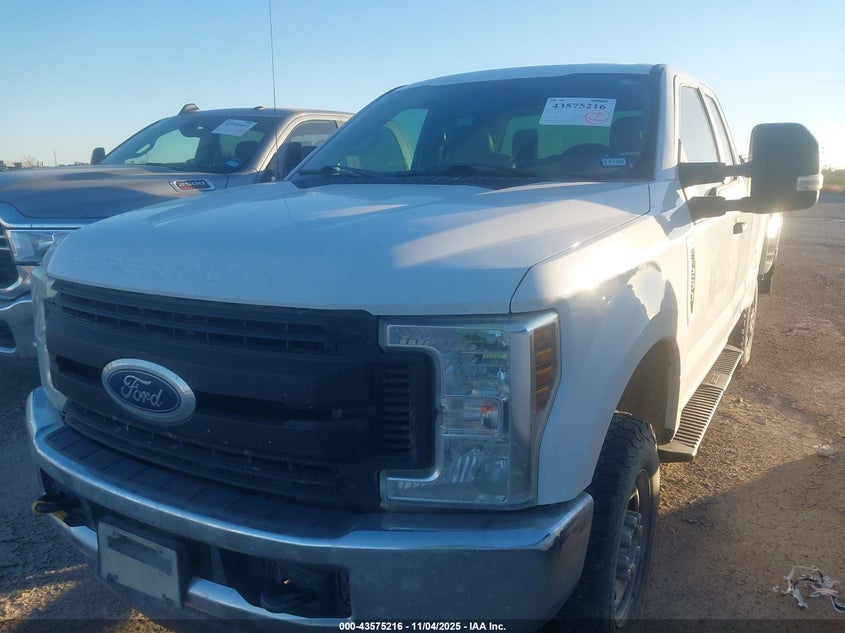 1FT7X2B66KEG56085 2019 FORD F250 photo no. 2