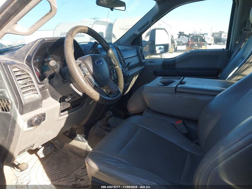 2017 Ford F-550 Chassis Xl VIN: 1FD0W5HT9HEB65145 Lot: 43575217