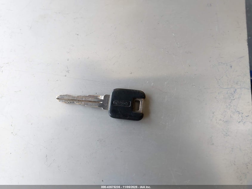 1990 Mazda Mx-5 Miata VIN: JM1NA3518L0122230 Lot: 43575235