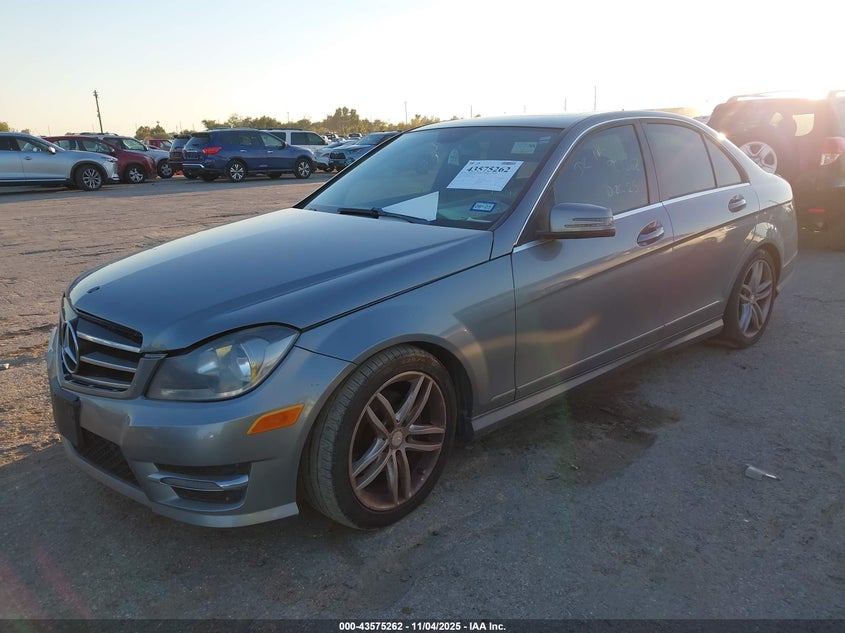 2014 MERCEDES-BENZ C 250 SPORT WDDGF4HB7EA929362